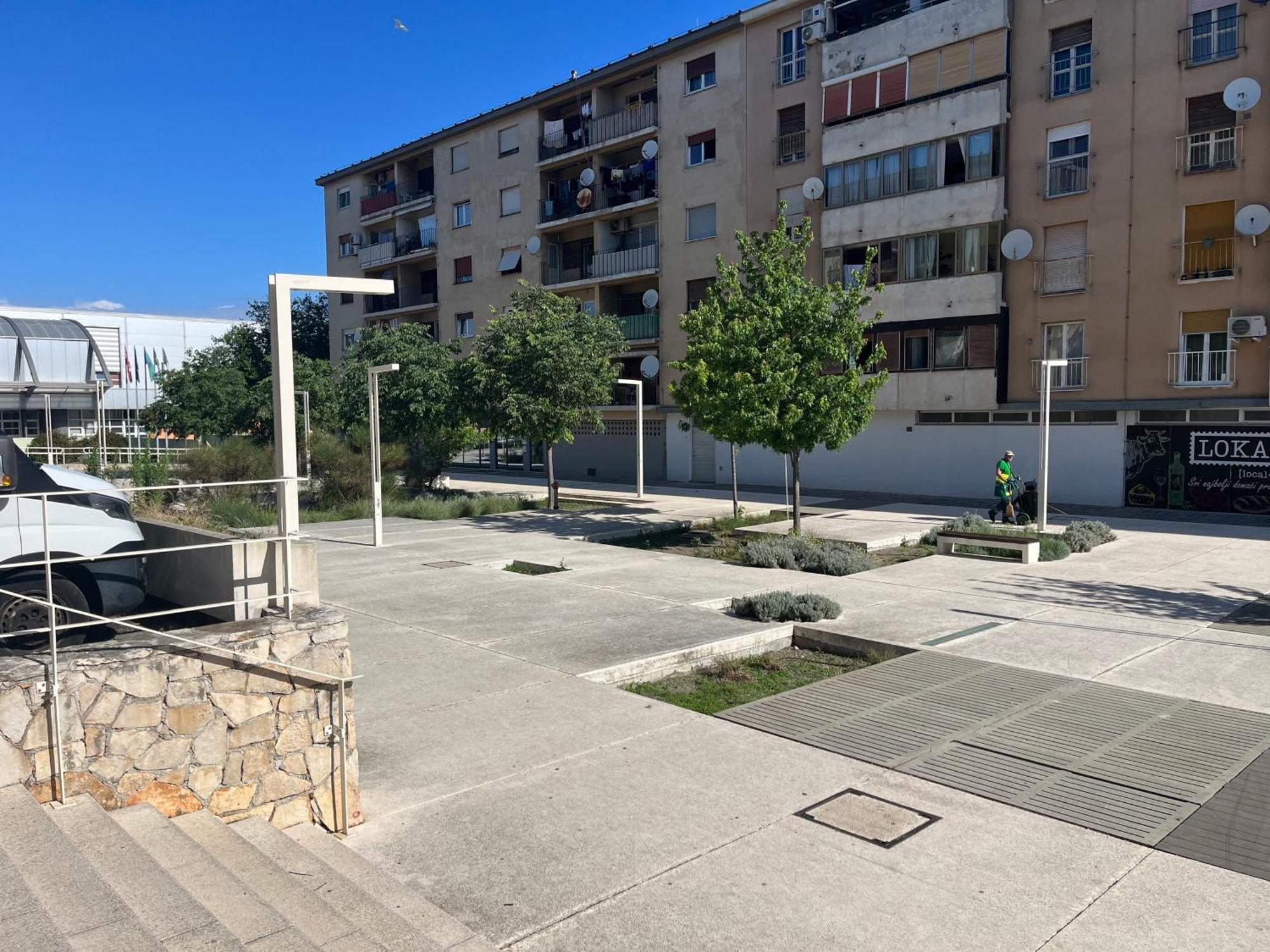 King's Square - Free Parking Apartment