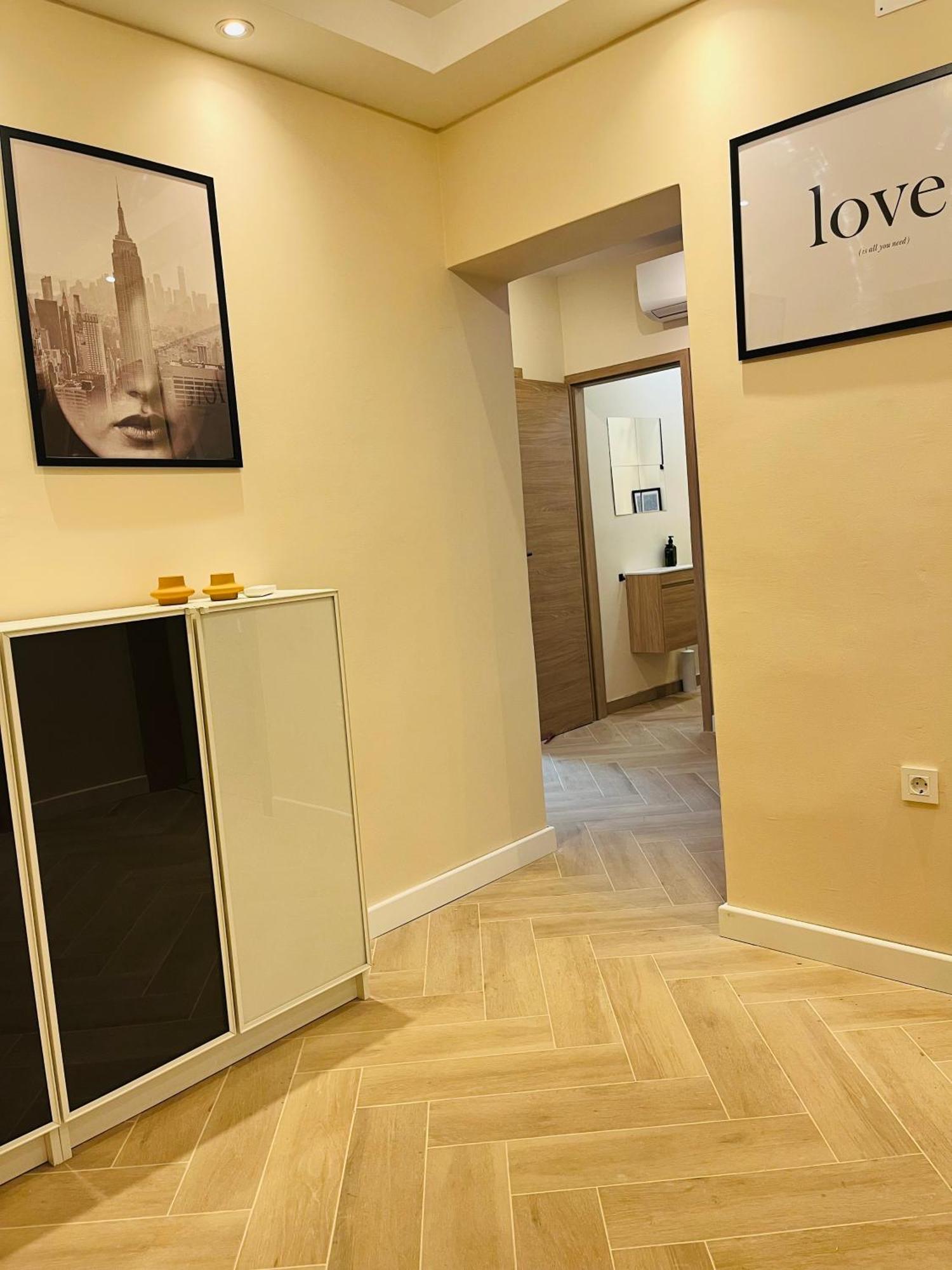 King's Square - Free Parking Apartment *